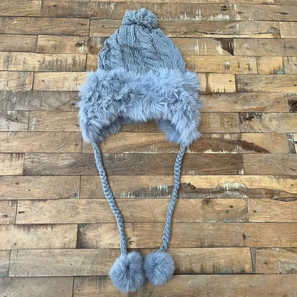 Gray Women's Trapper-Style Hat Braided Cable Knit Genuine Fur Trim